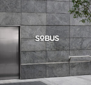 <span>SoBus</span><i>→</i>